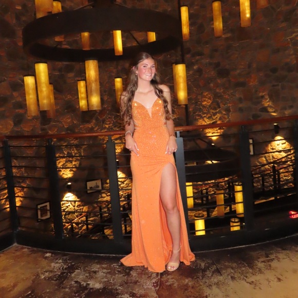 ellie wilde orange prom dress - Picture 4 of 6